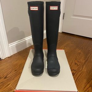 Hunter black women rain boots